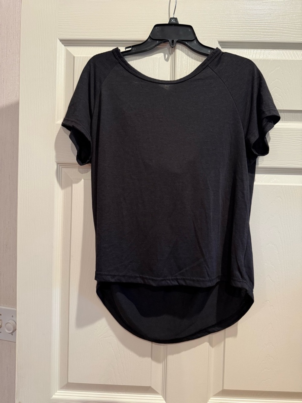 SHEIN Black Short Sleeve High-Low Tee